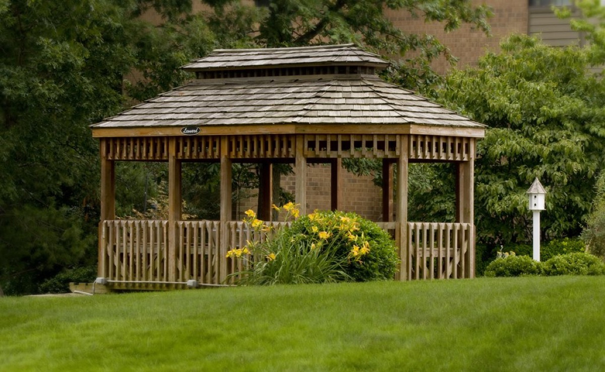 Heritage Woods Senior Living community